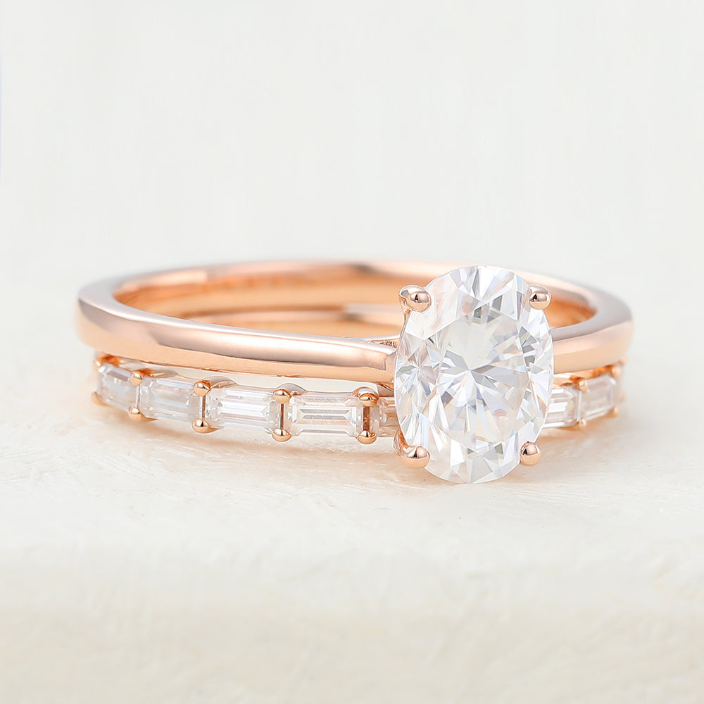 2 CT Oval Solitaire Moissanite Bridal Set