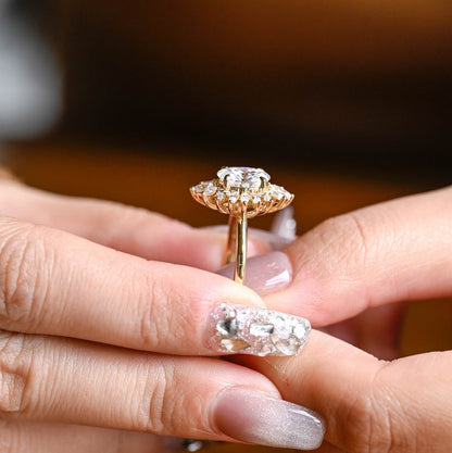 2.0 CT Oval Halo Moissanite Engagement Ring