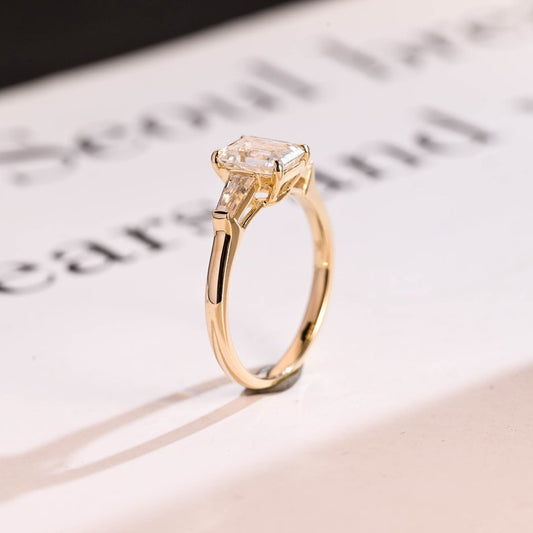 2.0 CT Emerald Three Stone Moissanite Engagement Ring