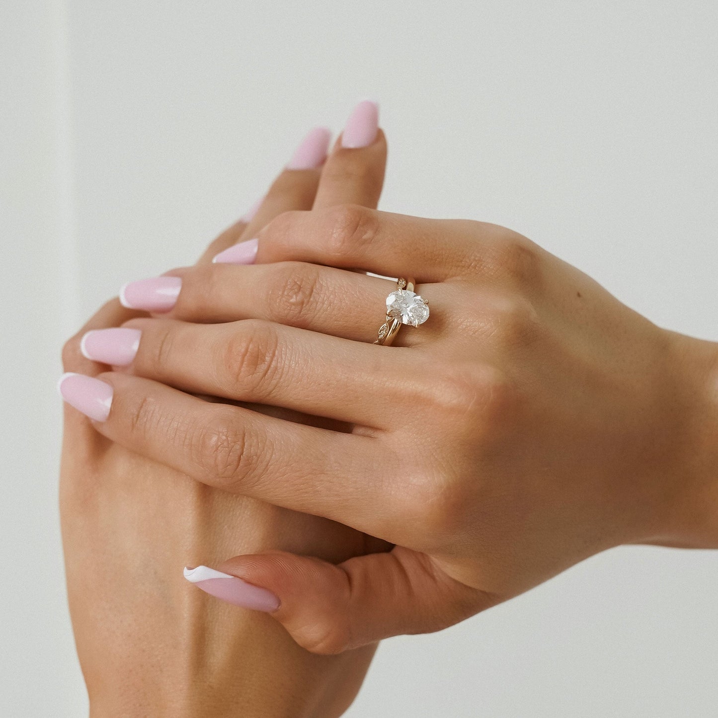 2 CT Oval Solitaire Moissanite Engagement Ring