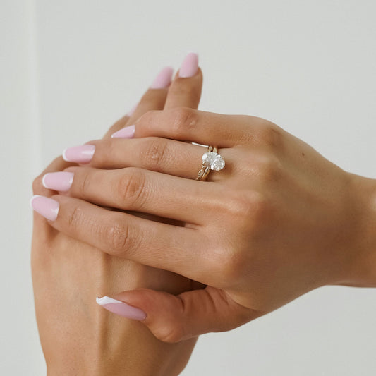 2 CT Oval Solitaire Moissanite Engagement Ring