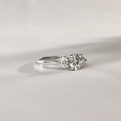 1.30 CT Round Three Stone Moissanite Engagement Ring