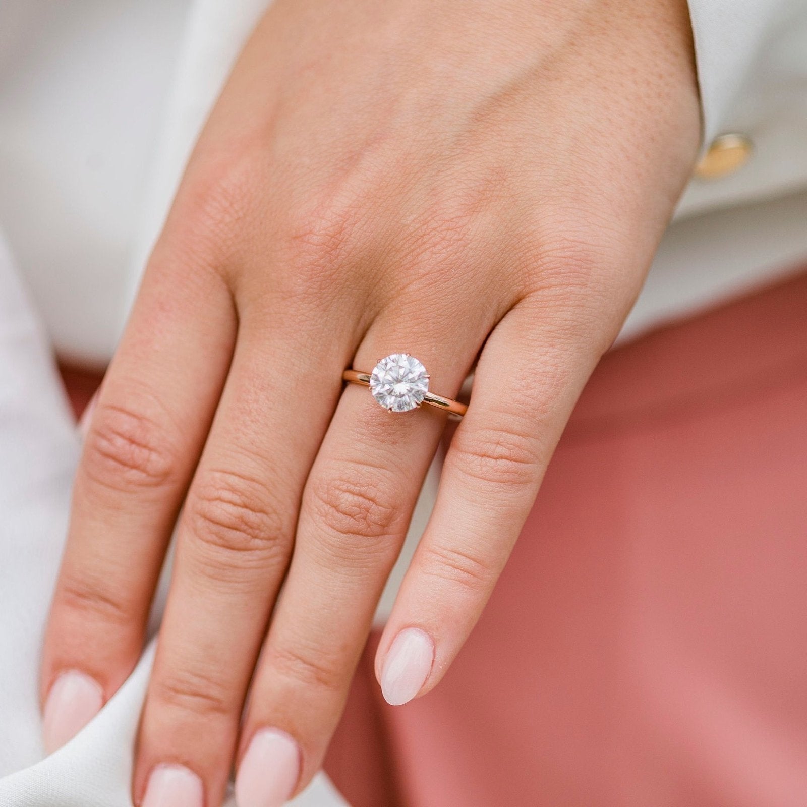 2.1 CT Round Solitaire Moissanite Engagement Ring