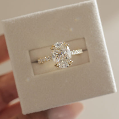 2 CT Oval Pave Moissanite Engagement Ring