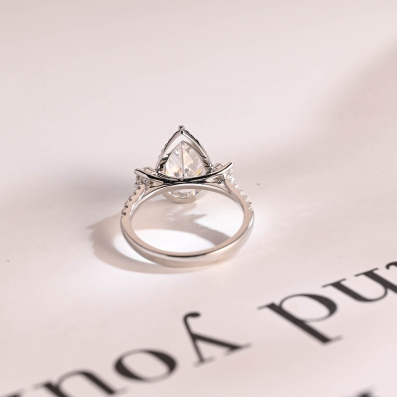 2.0 CT Pear Pave & Halo Moissanite Engagement Ring