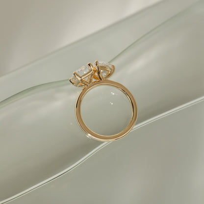 1 CT Pear Toi et Moi Moissanite Engagement Ring