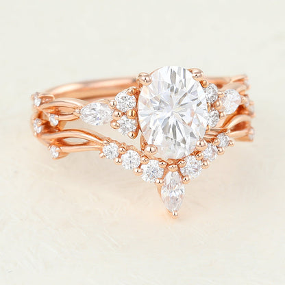 1.33 CT Oval Cluster Moissanite Bridal Set