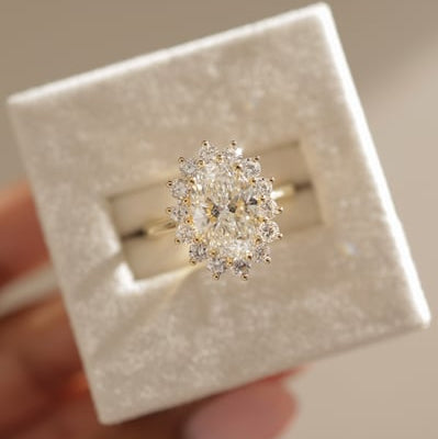2 CT Oval Halo Moissanite Engagement Ring