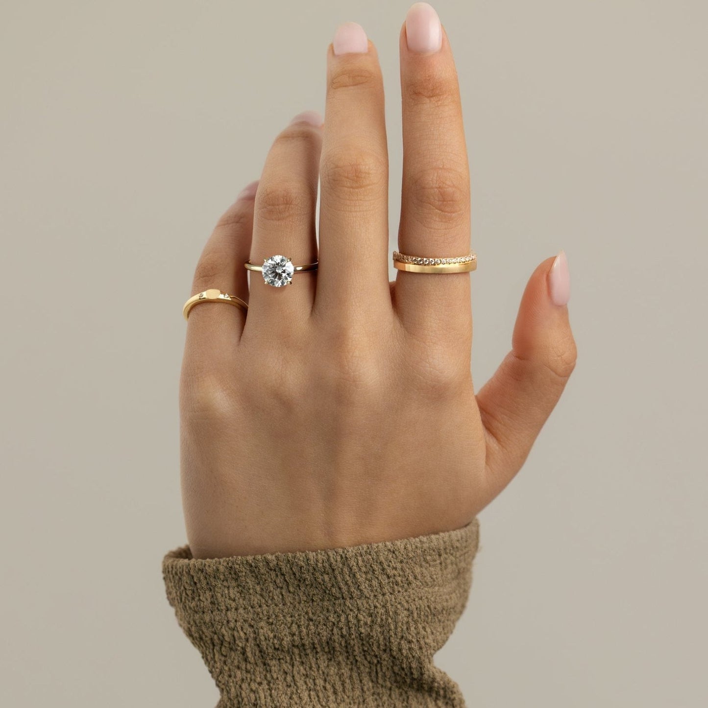 2 CT Round Hidden Halo Moissanite Engagement Ring