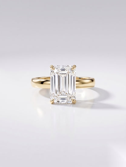 4 CT Emerald Solitaire Moissanite Engagement Ring