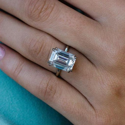 5.6 CT Emerald Solitaire Moissanite Engagement Ring