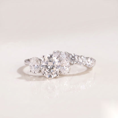 1.6 CT Emerald Cluster Moissanite Bridal Set