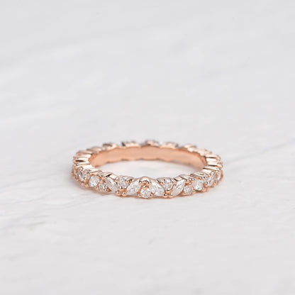 0.4 TCW Marquise & Round Cluster Moissanite Wedding Band