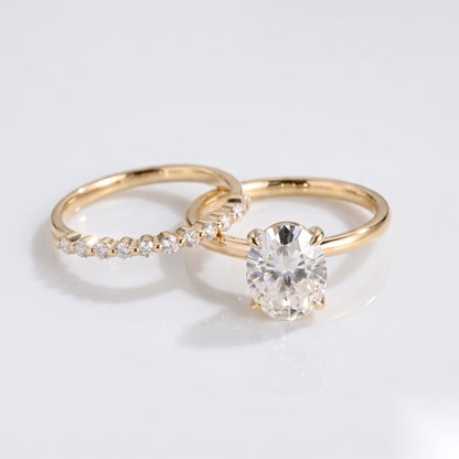 1.6 CT Emerald Cluster Moissanite Bridal Set