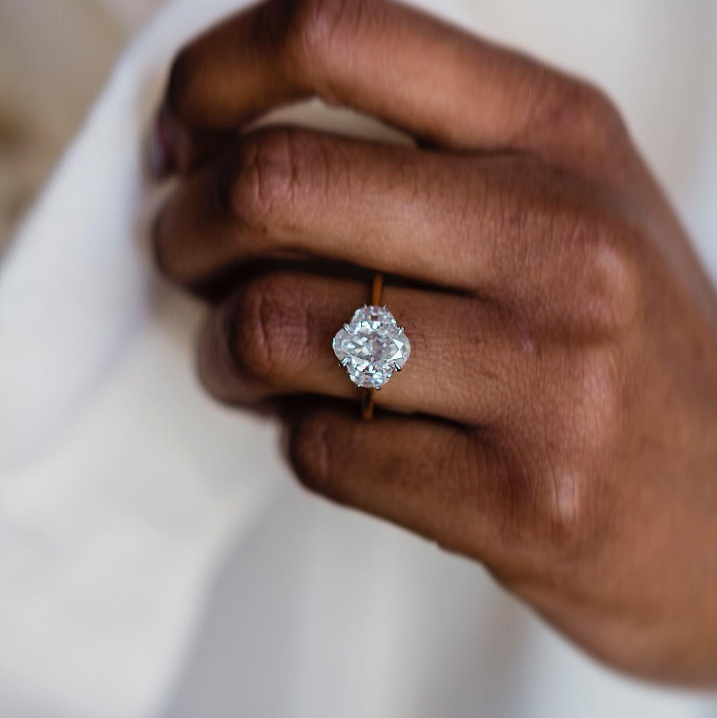 2.2 CT Oval Three Stone Moissanite Engagement Ring