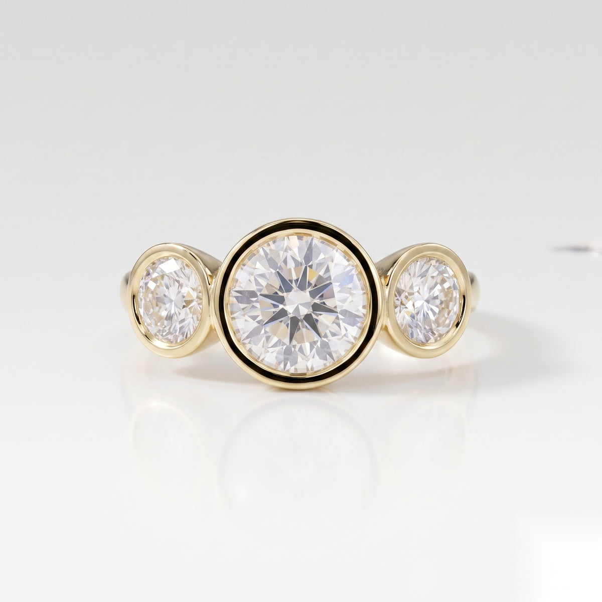 1.5 CT Round Three Stone Moissanite Engagement Ring