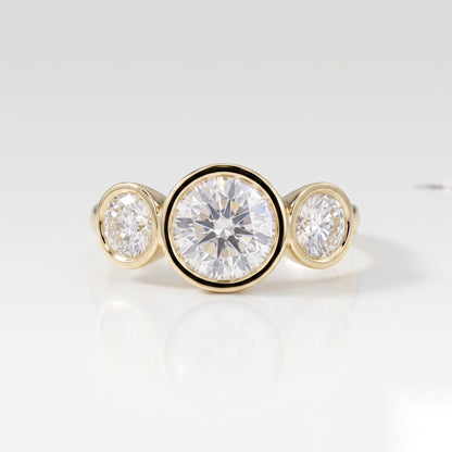 1.5 CT Round Three Stone Moissanite Engagement Ring