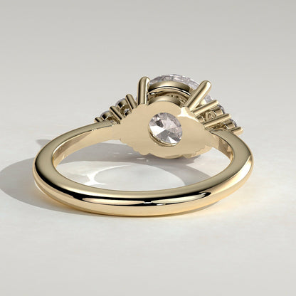 2 CT Round Cluster Moissanite Engagement Ring