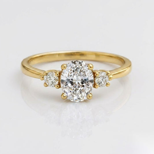 1 CT Oval Three Stone Moissanite Engagement Ring