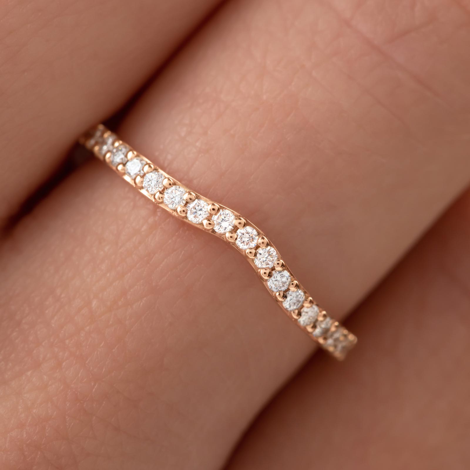 0.37 TCW Round Curved Moissanite Wedding Band