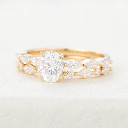0.84 CT Oval Pave Moissanite Bridal Set