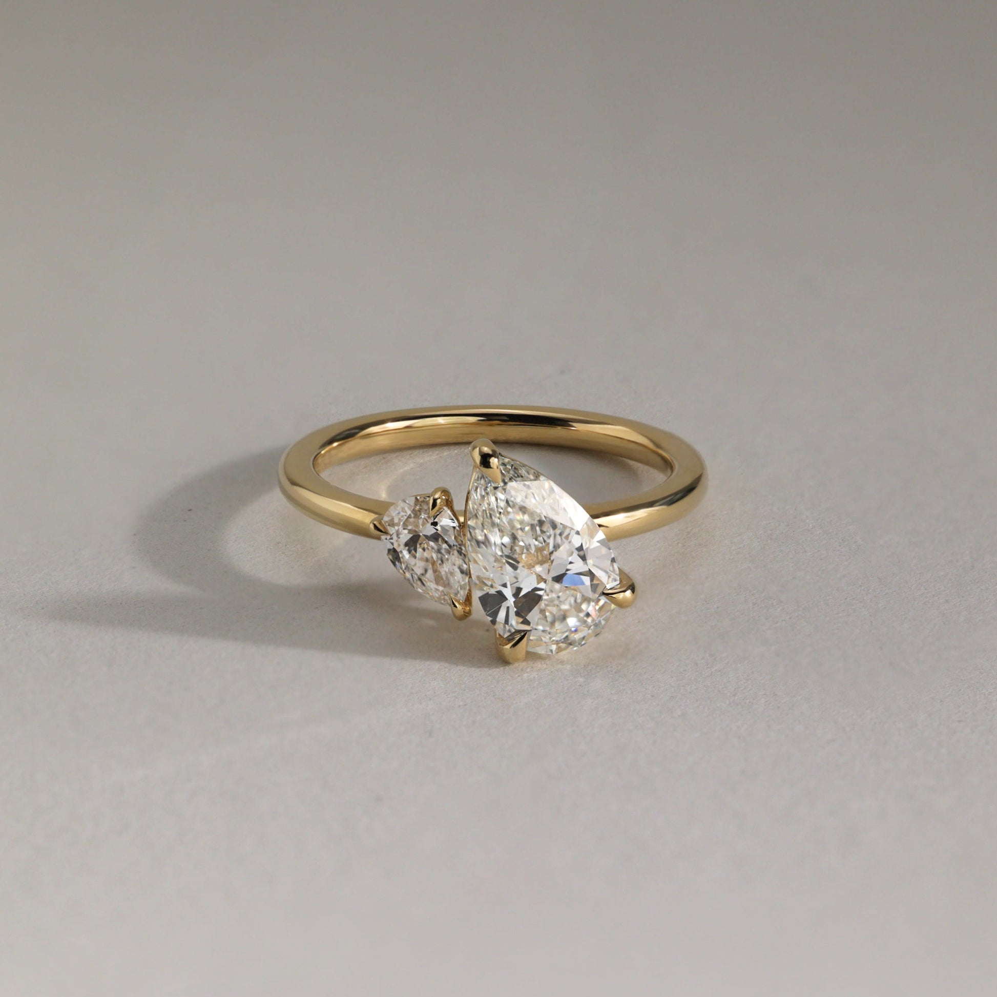 1 TCW Pear Toi et Moi Moissanite Engagement Ring