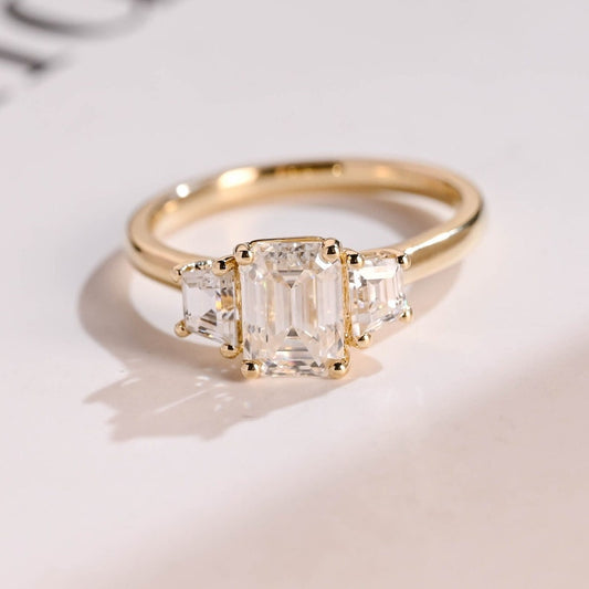 2.0 CT Emerald Three Stone Moissanite Engagement Ring