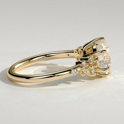 2 CT Round Cluster Moissanite Engagement Ring