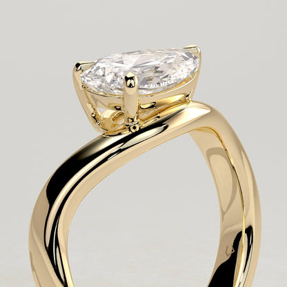 2 CT Pear Solitaire Moissanite Engagement Ring