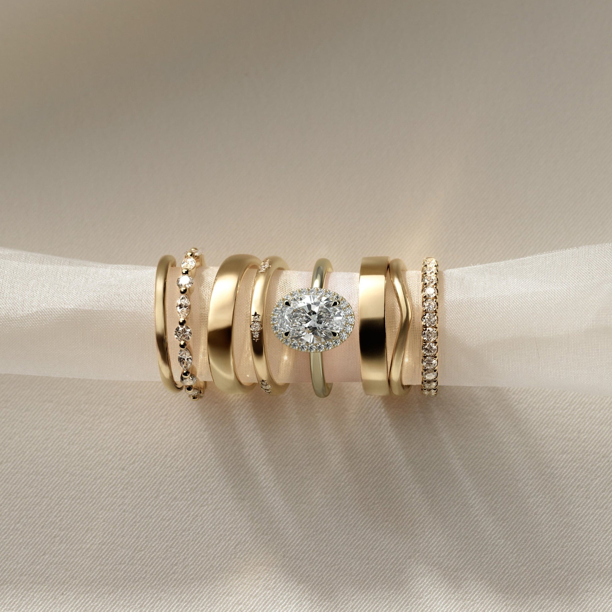 2 CT Oval Halo Moissanite Engagement Ring