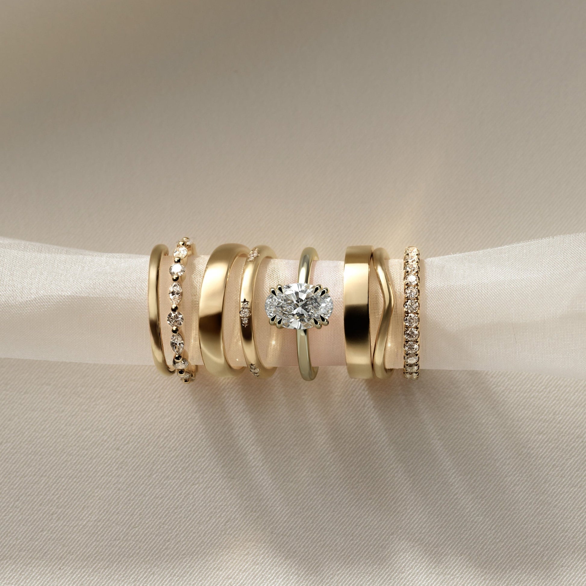 2 CT Oval Hidden Halo Moissanite Engagement Ring