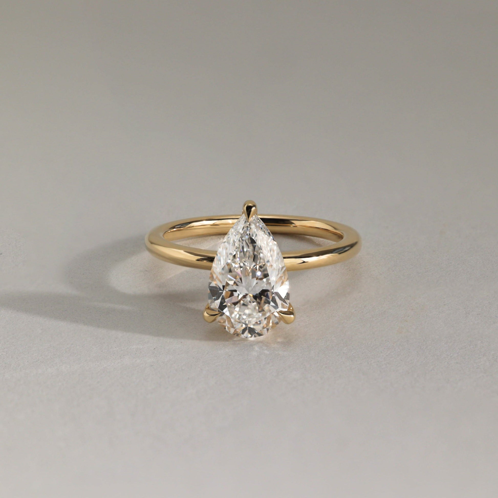 2 CT Pear Solitaire Moissanite Engagement Ring