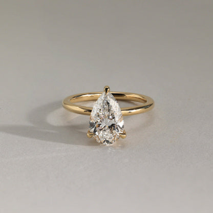 2 CT Pear Solitaire Moissanite Engagement Ring