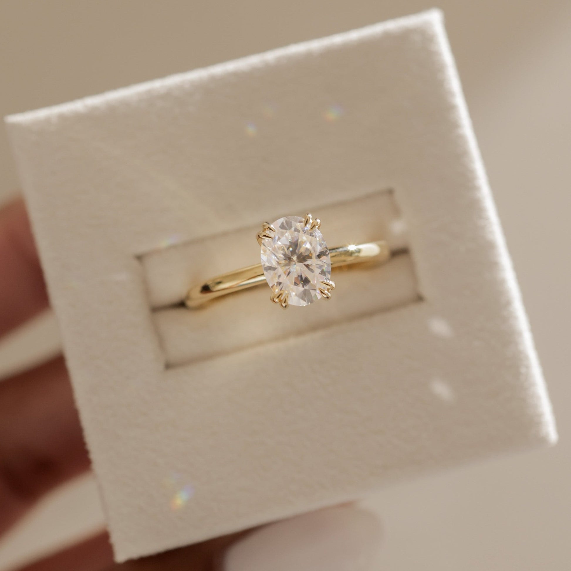 2 CT Oval Hidden Halo Moissanite Engagement Ring