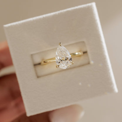 2 CT Pear Solitaire Moissanite Engagement Ring
