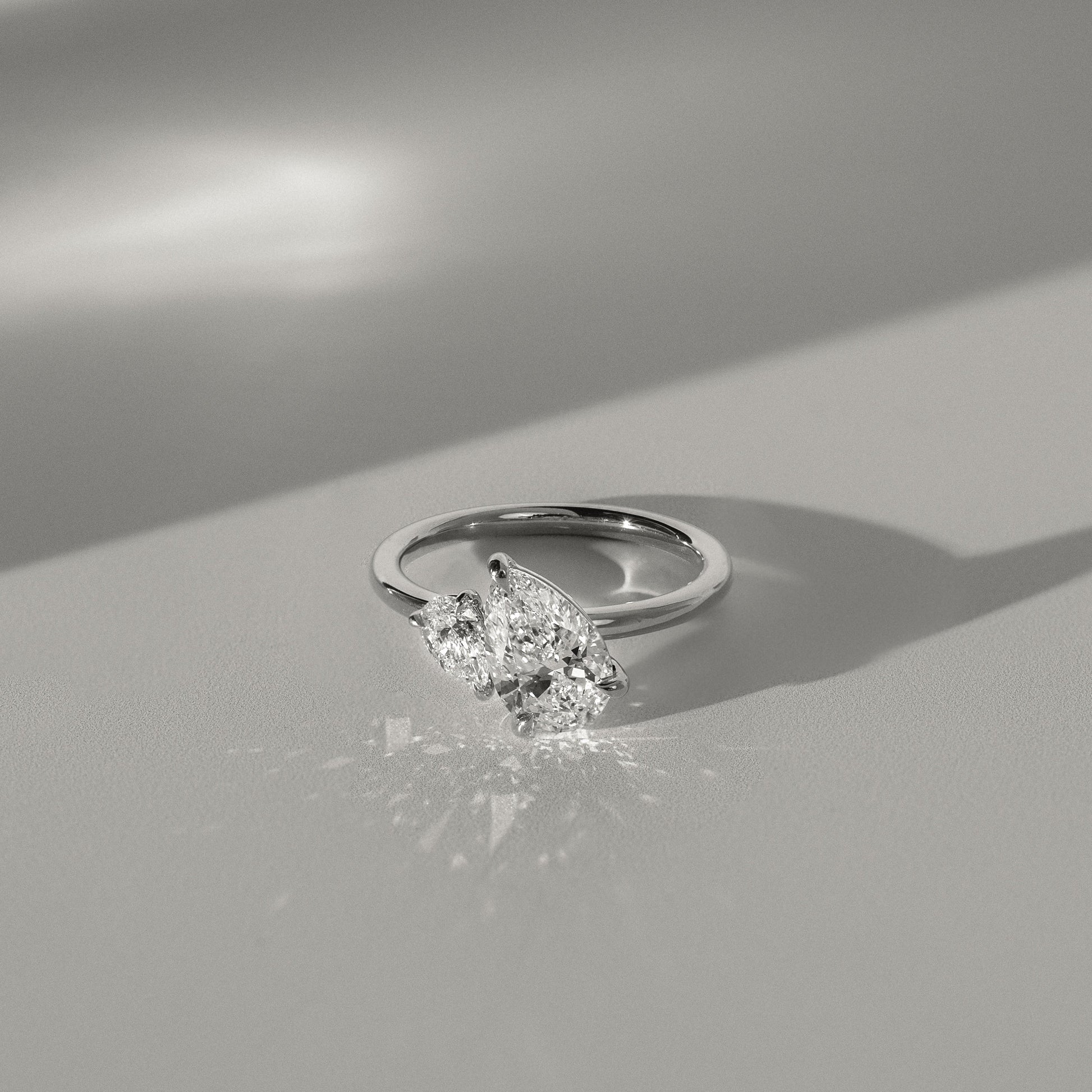 1 TCW Pear Toi et Moi Moissanite Engagement Ring