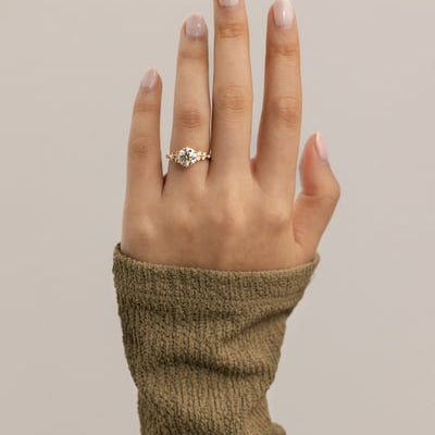 2 CT Round Cluster Moissanite Engagement Ring