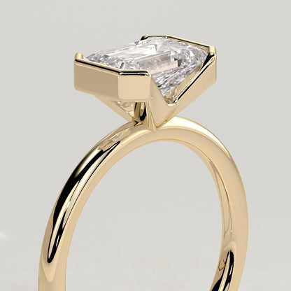 2 CT Emerald Solitaire East-West Moissanite Engagement Ring