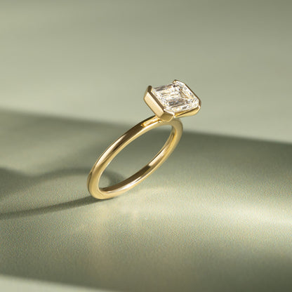 2 CT Emerald Solitaire East-West Moissanite Engagement Ring