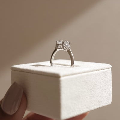 2 CT Round Cluster Moissanite Engagement Ring