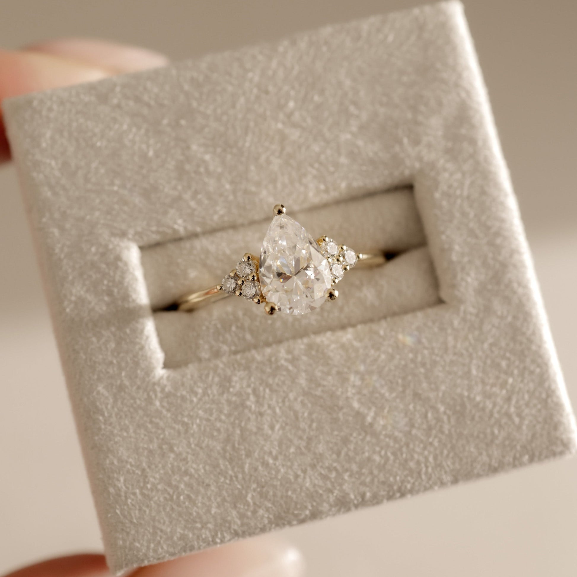2 CT Pear Cluster Moissanite Engagement Ring