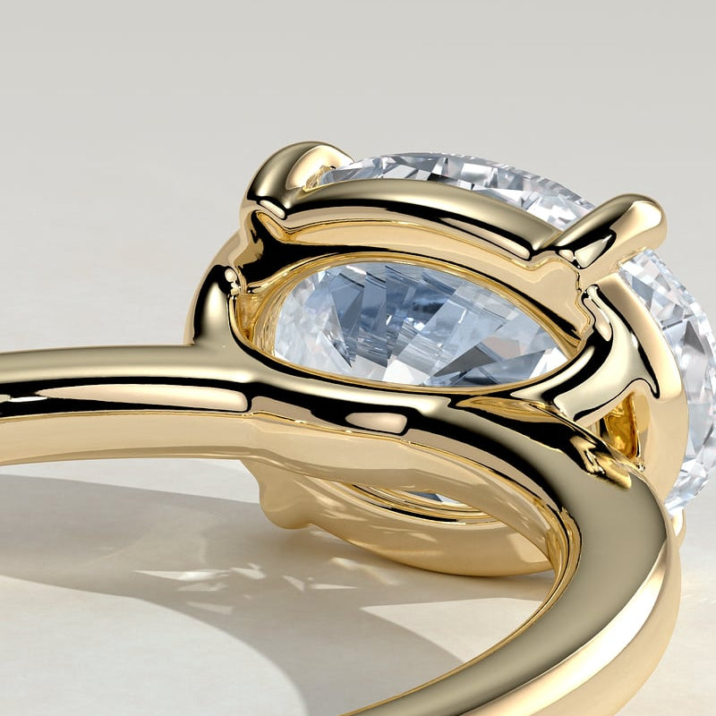 2 CT Oval Solitaire Moissanite Engagement Ring