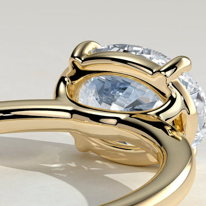 2 CT Oval Solitaire Moissanite Engagement Ring