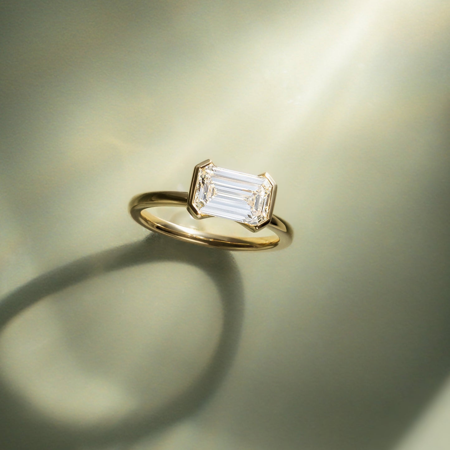 2 CT Emerald Solitaire East-West Moissanite Engagement Ring