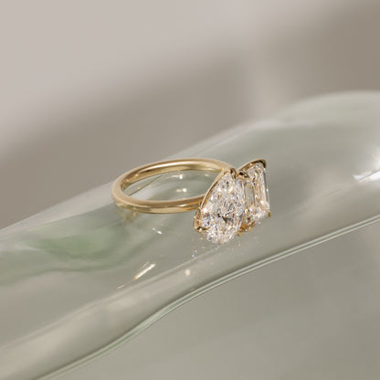 1 CT Pear Toi et Moi Moissanite Engagement Ring