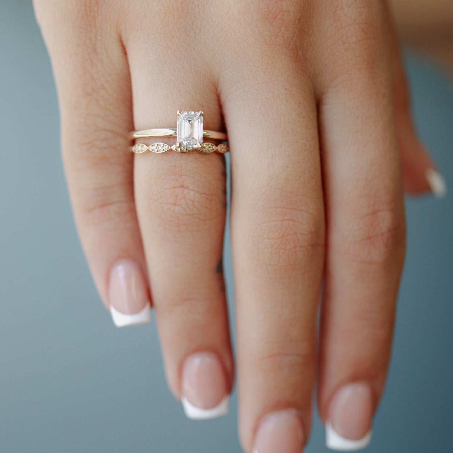 1 CT Emerald Hidden Halo Moissanite Engagement Ring