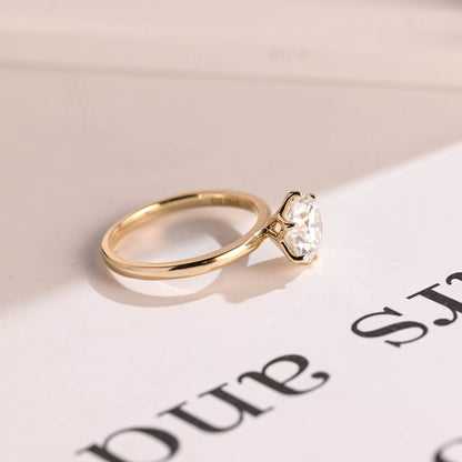 1.5 CT Round Solitaire Moissanite Engagement Ring