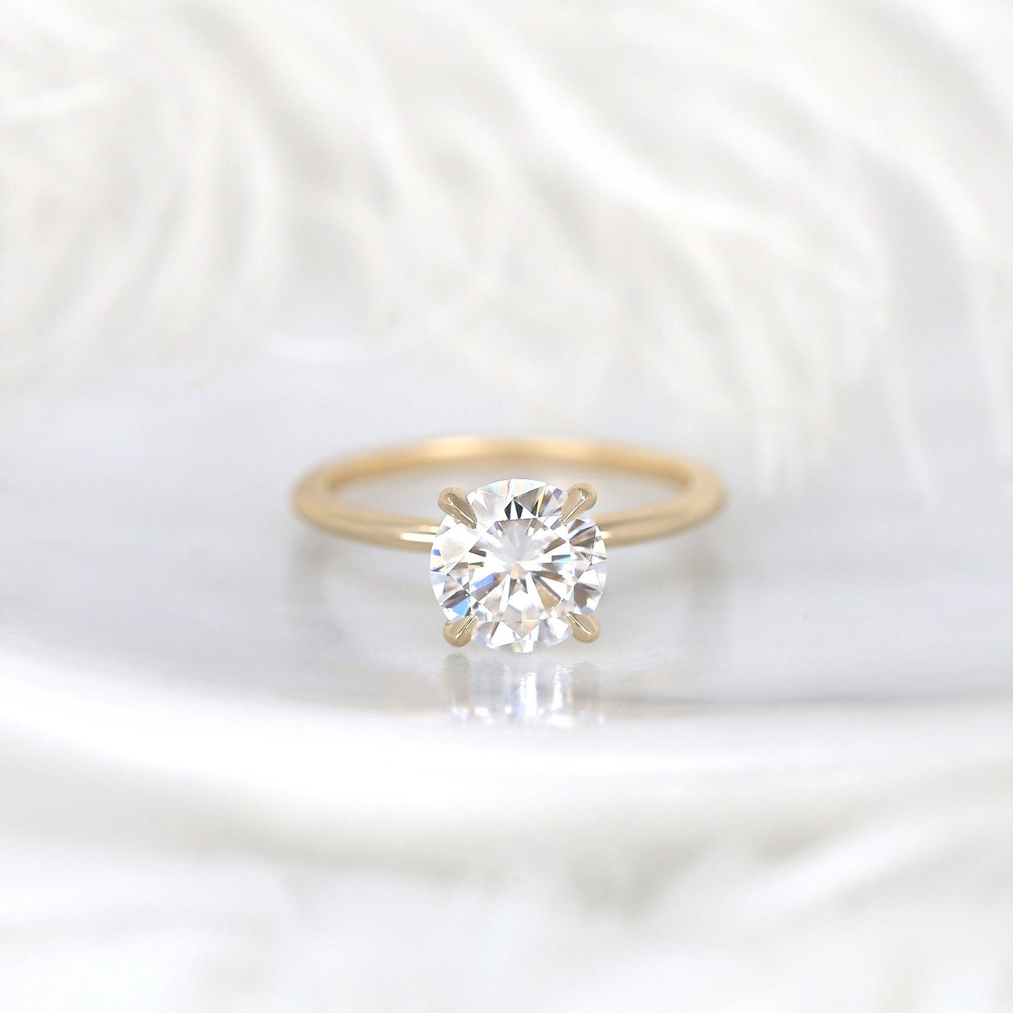2 CT Round Hidden Halo Moissanite Engagement Ring