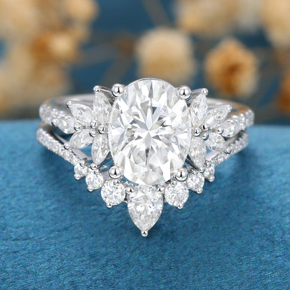 1.33 CT Oval Cluster Moissanite Bridal Set