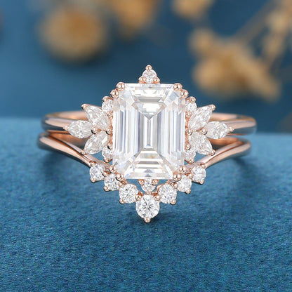 1.6 CT Emerald Cluster Moissanite Bridal Set